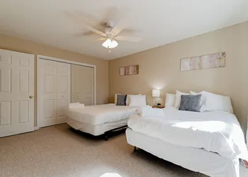 Fort Jackson Stay at the Breeze on Inn hotel thumbnail 4