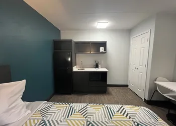 Studio 6 Extended Stay - Huntsville, AL University Drive hotel thumbnail 8