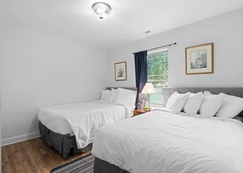 Trendy at Hoyt Two Homes hotel thumbnail 7
