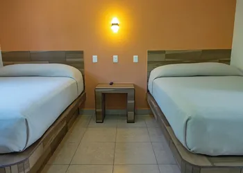 Coral Clubes Santa María hotel thumbnail 5