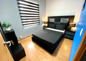 RHM - World Trade Center hotel thumbnail 4