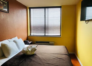 The Vue Hotel Express hotel thumbnail 7