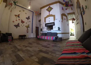 Hospedaje La Mexicana hotel thumbnail 7