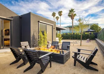 Blackhaus Full Buyout by Avantstay 16-room Hotel hotel thumbnail 3