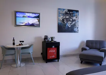 Hotel iT hotel thumbnail 7