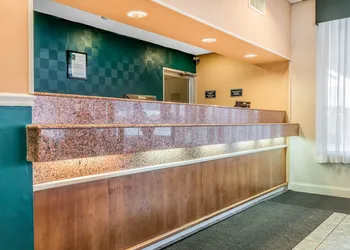 Baymont by Wyndham Milesburg hotel thumbnail 2