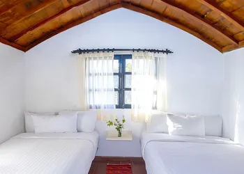 Tierra y Amor San Miguel de Allende hotel thumbnail 3