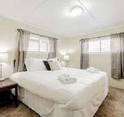 Adorable on Taylor Both Units hotel detail image 5