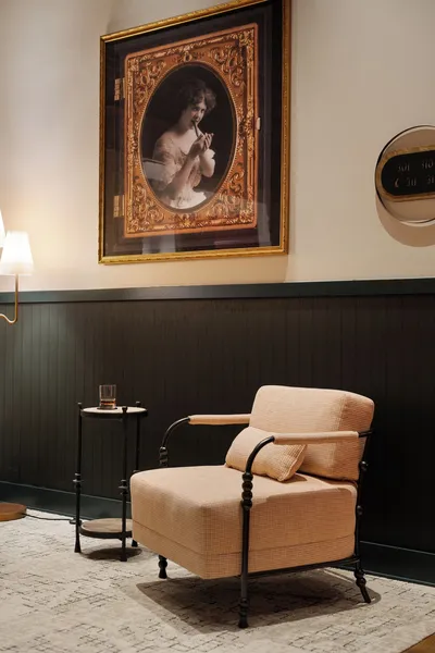 The Delegate hotel detail image 6