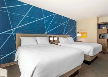 Comfort Inn & Suites Huntsville Near University hotel thumbnail 5