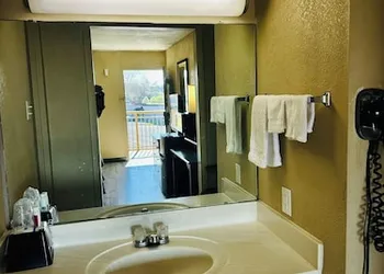Greensboro Arcadia Inn hotel thumbnail 6