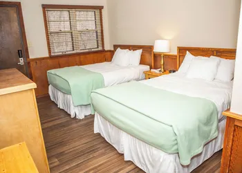 Montauk Lodge hotel thumbnail 3