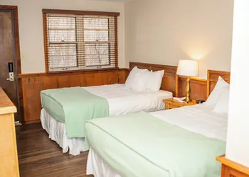Montauk Lodge hotel thumbnail 4