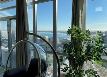 City Suites w Views hotel thumbnail 5