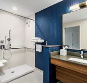 Fairfield Inn & Suites Hanford hotel detail image 4