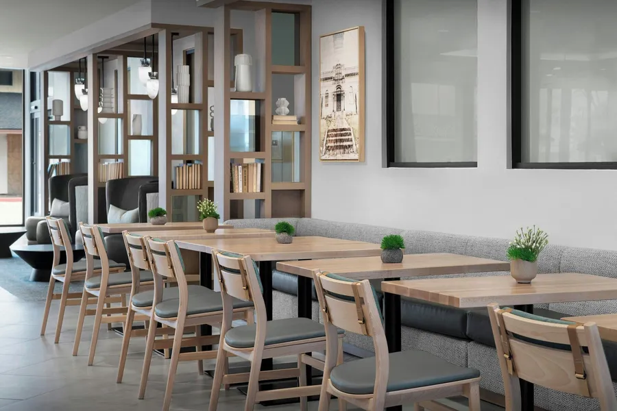 Fairfield Inn & Suites by Marriott Paris hotel detail image 2