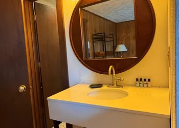 Davos Chalet hotel thumbnail 3