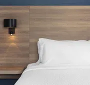 Holiday Inn Express Montreal Airport - St-Laurent by IHG hotel detail image 5