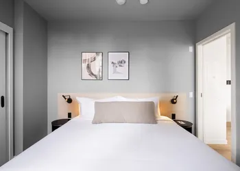 Smithe House hotel thumbnail 2
