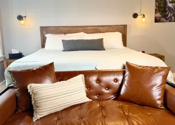 The Benjamin Hotel hotel thumbnail 5
