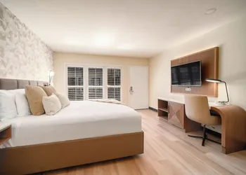 LYFE INN & SUITES by AGA - Beverly Hills/West Hollywood hotel thumbnail 6