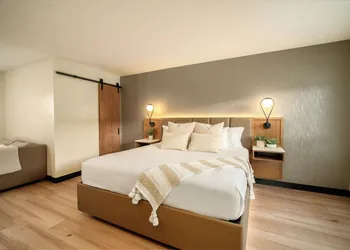 LYFE INN & SUITES by AGA - Beverly Hills/West Hollywood hotel thumbnail 7