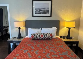 Budget Motel hotel thumbnail 6