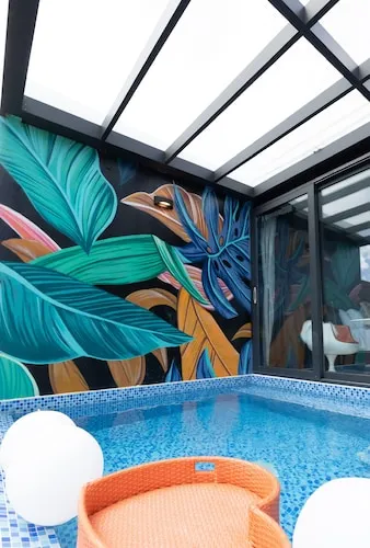 The View Luxe hotel detail image 2