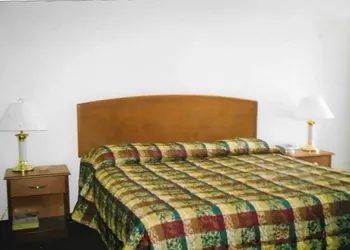 Glenrose Motel hotel thumbnail 4