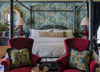 The Menagerie hotel thumbnail 2
