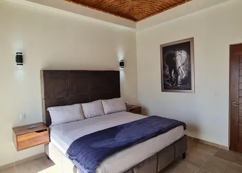CASA REYES Stunning Rooftop Oceanview hotel thumbnail 2