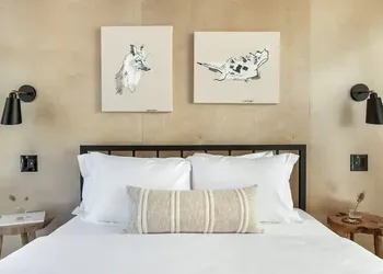 Onera Fredericksburg hotel thumbnail 7