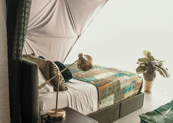 DayDreamer Domes hotel thumbnail 8