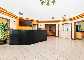 Moonlight Inn Hotel O Hattiesburg, MS hotel thumbnail 6