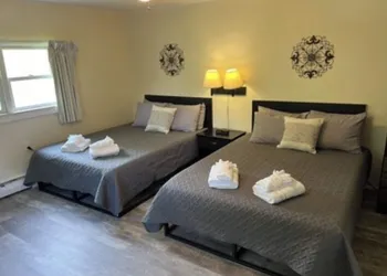 Colton Point Motel hotel thumbnail 2