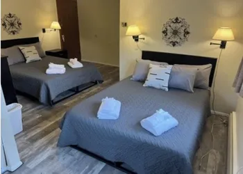 Colton Point Motel hotel thumbnail 8