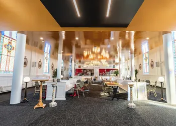Le Saint-Crème Alma hotel thumbnail 4