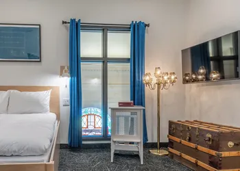 Le Saint-Crème Alma hotel thumbnail 5