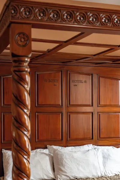 The Roxy Cape Vincent hotel detail image 6
