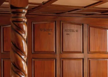 The Roxy Cape Vincent hotel thumbnail 6