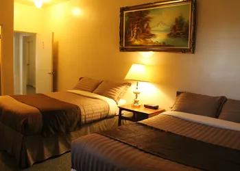 Outlook Motor Hotel hotel thumbnail 5