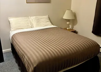 Outlook Motor Hotel hotel thumbnail 8
