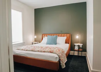 Westphalia Inn hotel thumbnail 7