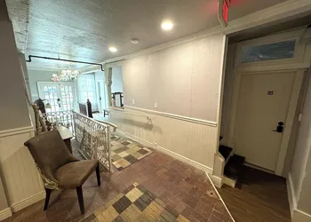 St James Hotel hotel thumbnail 6