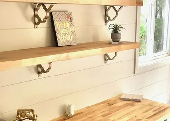 Mansion with Tiny Home Bumblebee Comfort hotel thumbnail 7