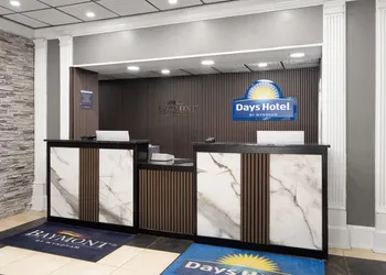 Days Hotel by Wyndham Williamsburg I-64 hotel thumbnail 3