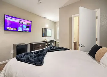 Hotel Dilley Grand hotel thumbnail 8