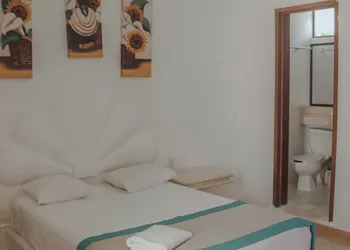 Hotel manzana blanca hotel thumbnail 5