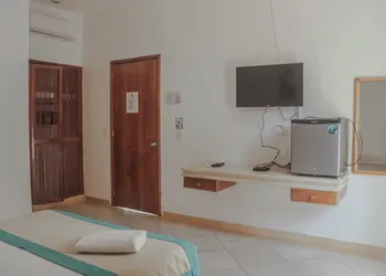 Hotel manzana blanca hotel thumbnail 8