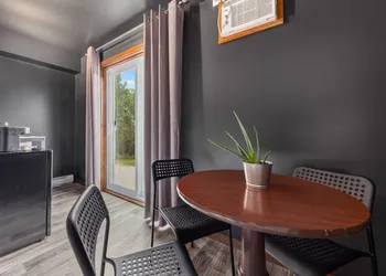 Motel Rivière-Rouge hotel thumbnail 4